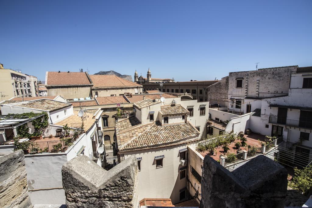 Palazzo Vatticani Bed and Breakfast Palermo Exterior foto