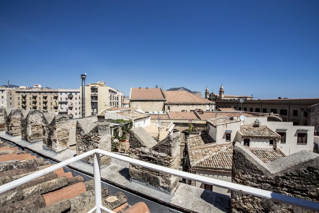 Palazzo Vatticani Bed and Breakfast Palermo Exterior foto