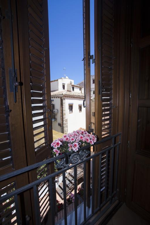 Palazzo Vatticani Bed and Breakfast Palermo Exterior foto