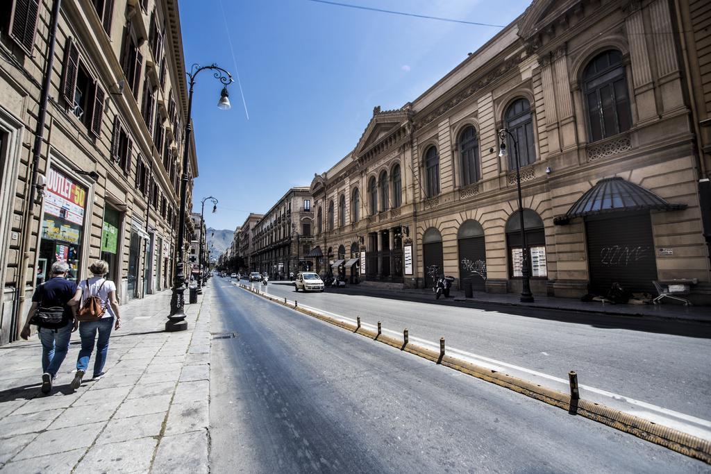 Palazzo Vatticani Bed and Breakfast Palermo Exterior foto